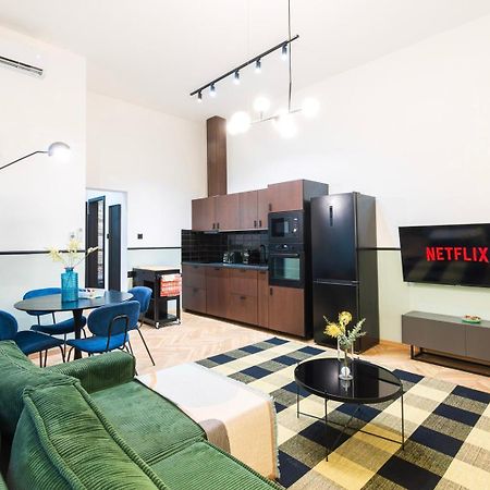 Luxury Peaceful Apartment By The St Stephen'S Basilica بودابست المظهر الخارجي الصورة