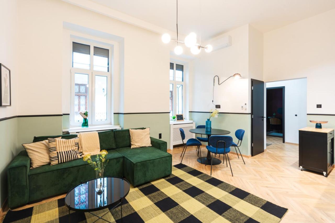 Luxury Peaceful Apartment By The St Stephen'S Basilica بودابست المظهر الخارجي الصورة