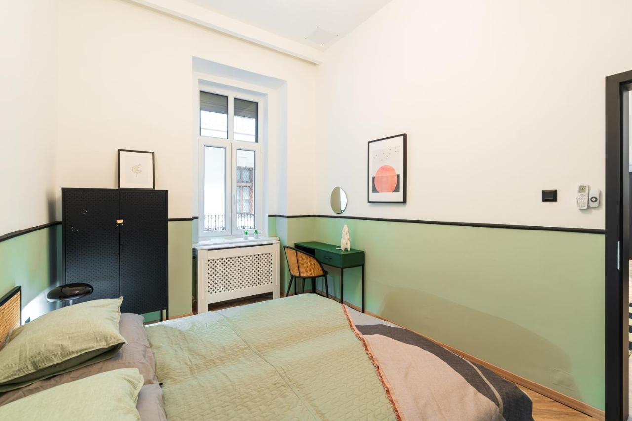 Luxury Peaceful Apartment By The St Stephen'S Basilica بودابست المظهر الخارجي الصورة